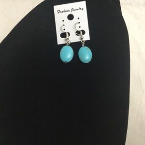 Turquoise stone earrings NEW